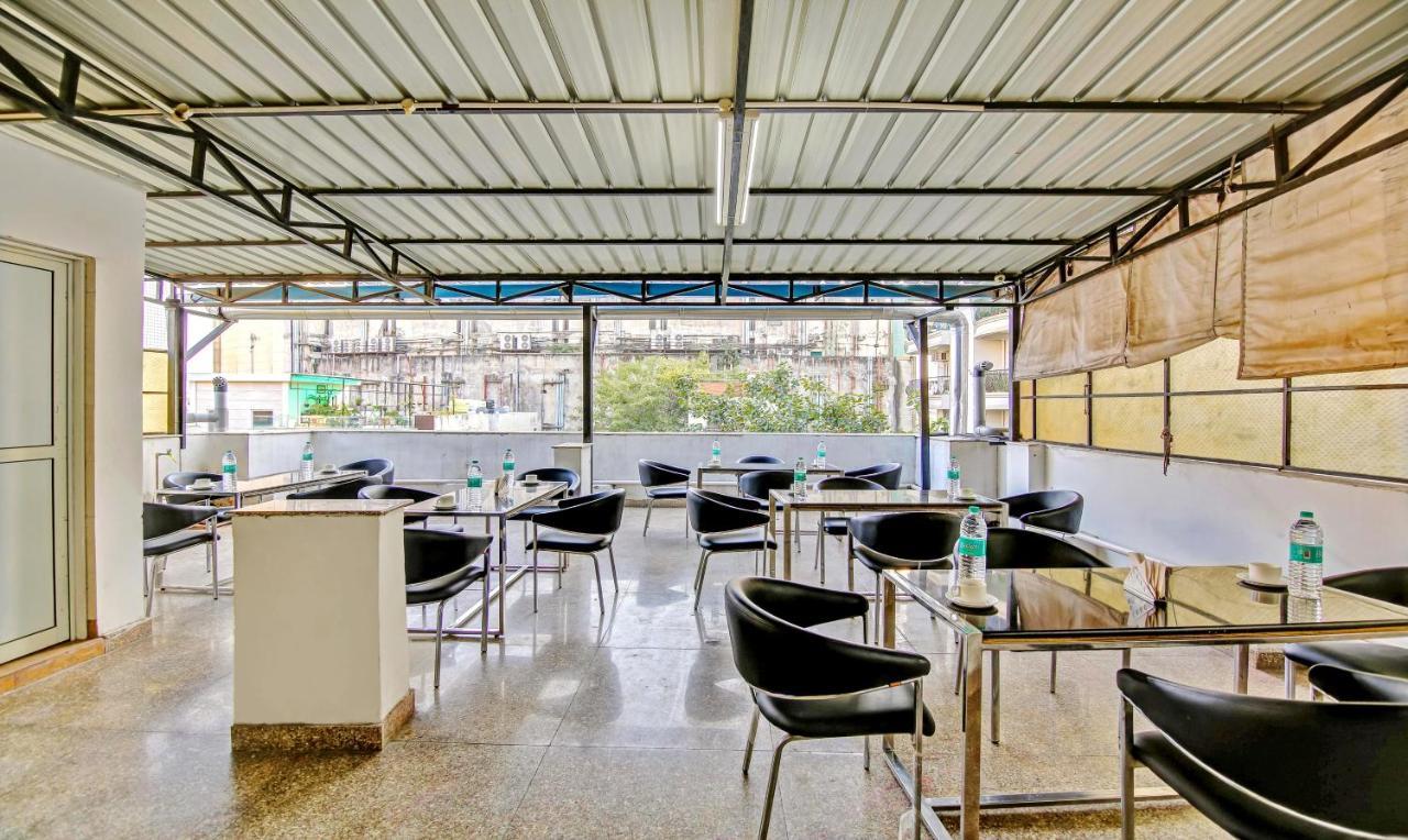 Treebo Sai Village Gold Souk - Sec 43 Gurgaon Buitenkant foto